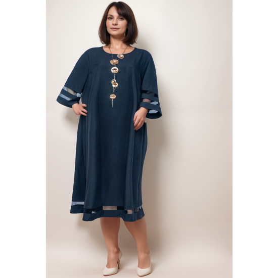 dluga sukienka-czarna sukienka-sukienka oversize-sukienka onesize-sukienka ciazowa-sukienka duza elegancka-sukienka rozszerzana-zloty naszyjnik-dlugi naszyjnik-naszyjnik masywny